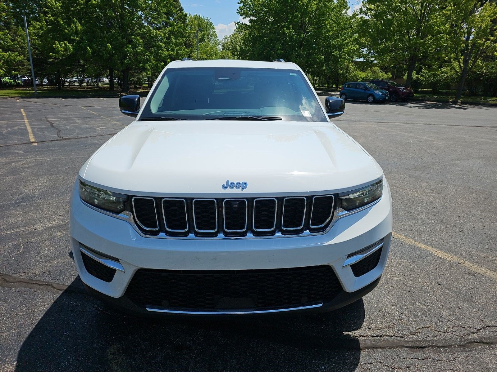 Used 2022 Jeep Grand Cherokee Limited 4xe w/ Luxury Tech Group II AWD/4WD image 9
