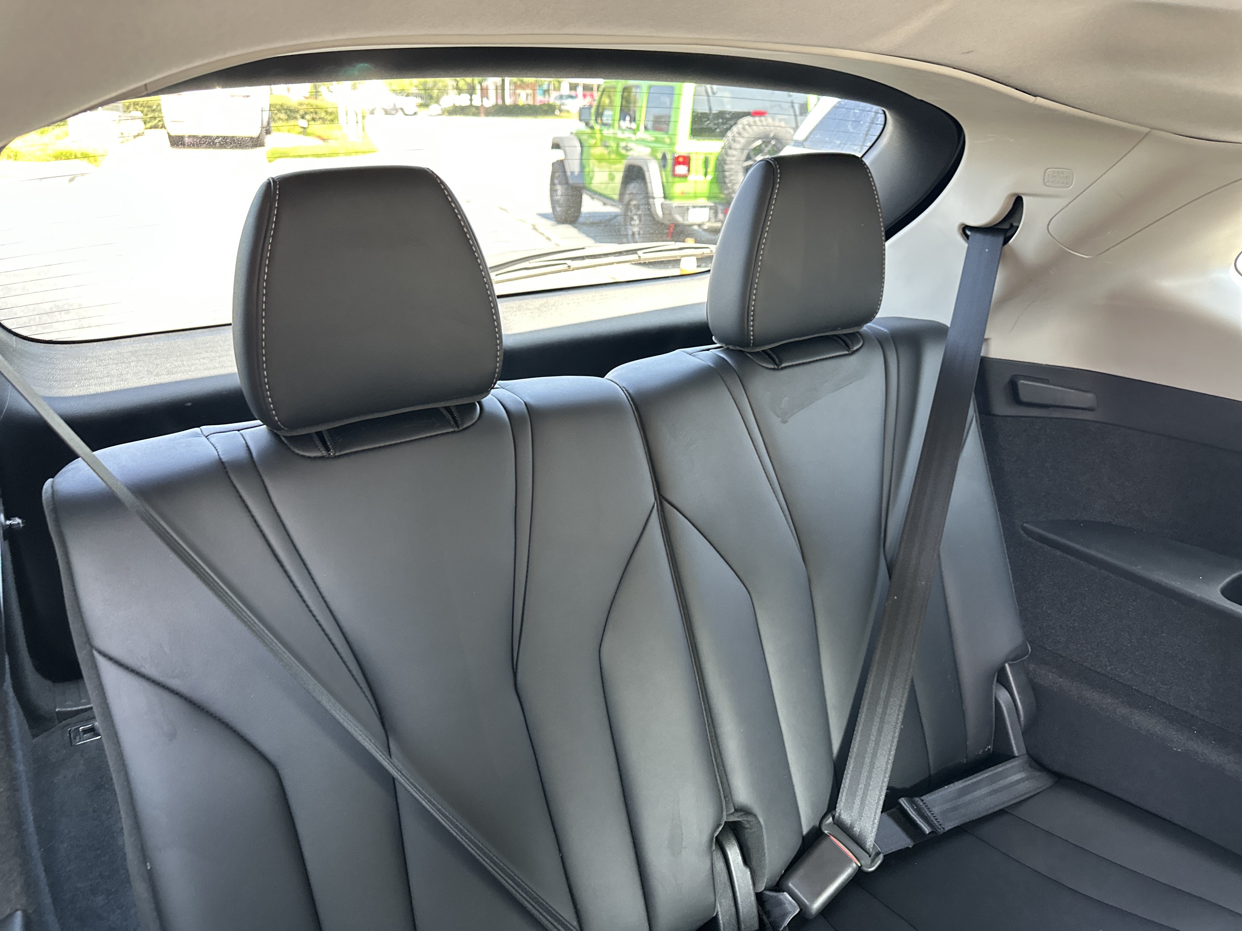 Used 2023 Acura MDX w/ Technology Package AWD/4WD image 19
