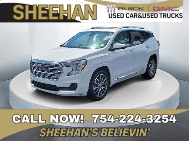 Used 2022 GMC Terrain Denali w/ Denali Premium Package