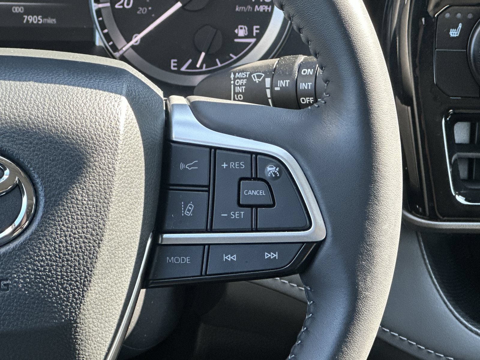 Used 2026 Toyota Highlander XLE AWD/4WD image 21
