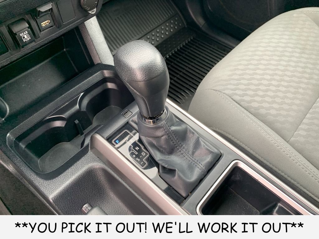 Used 2022 Toyota Tacoma SR5 RWD image 21
