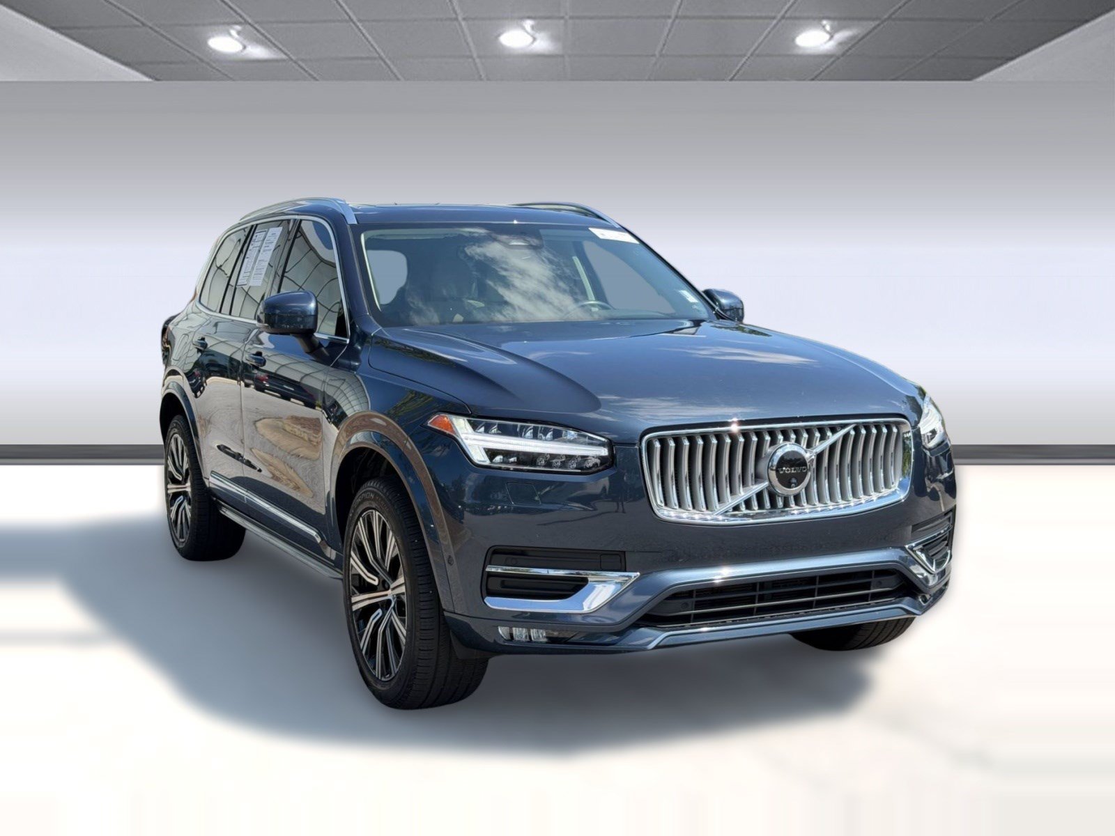 Used 2025 Volvo XC90 B6 Plus w/ Protection Package Premier AWD/4WD image 29