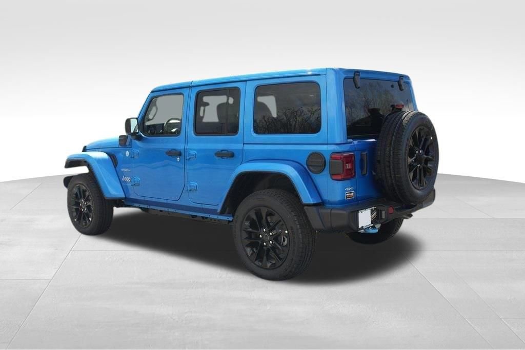 Used 2024 Jeep Wrangler Unlimited Sahara image 4
