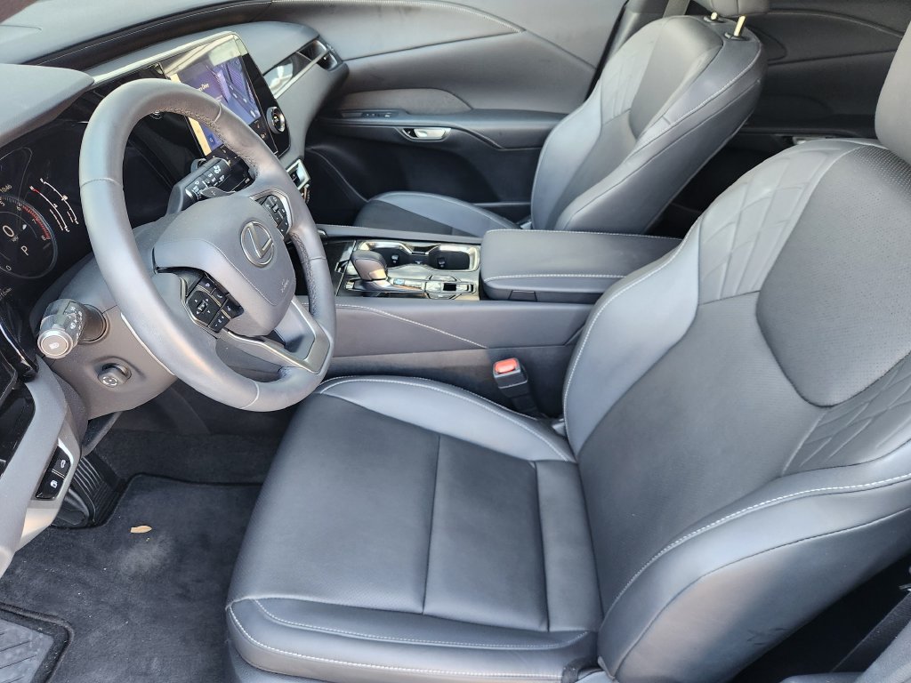 Certified 2024 Lexus RX 350 FWD w/ Accessory Package (K3) image 13