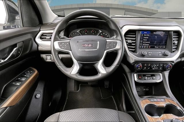 Certified 2022 GMC Acadia SLE w/ Driver Convenience Package AWD/4WD image 5