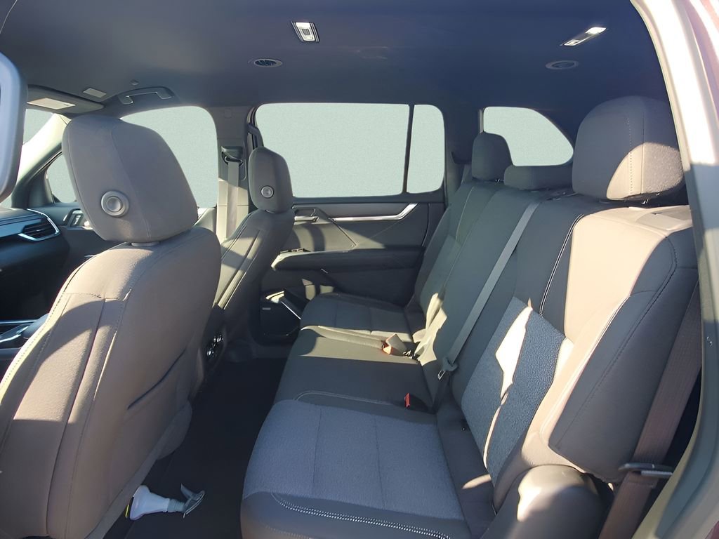 Used 2025 GMC Acadia Elevation image 23