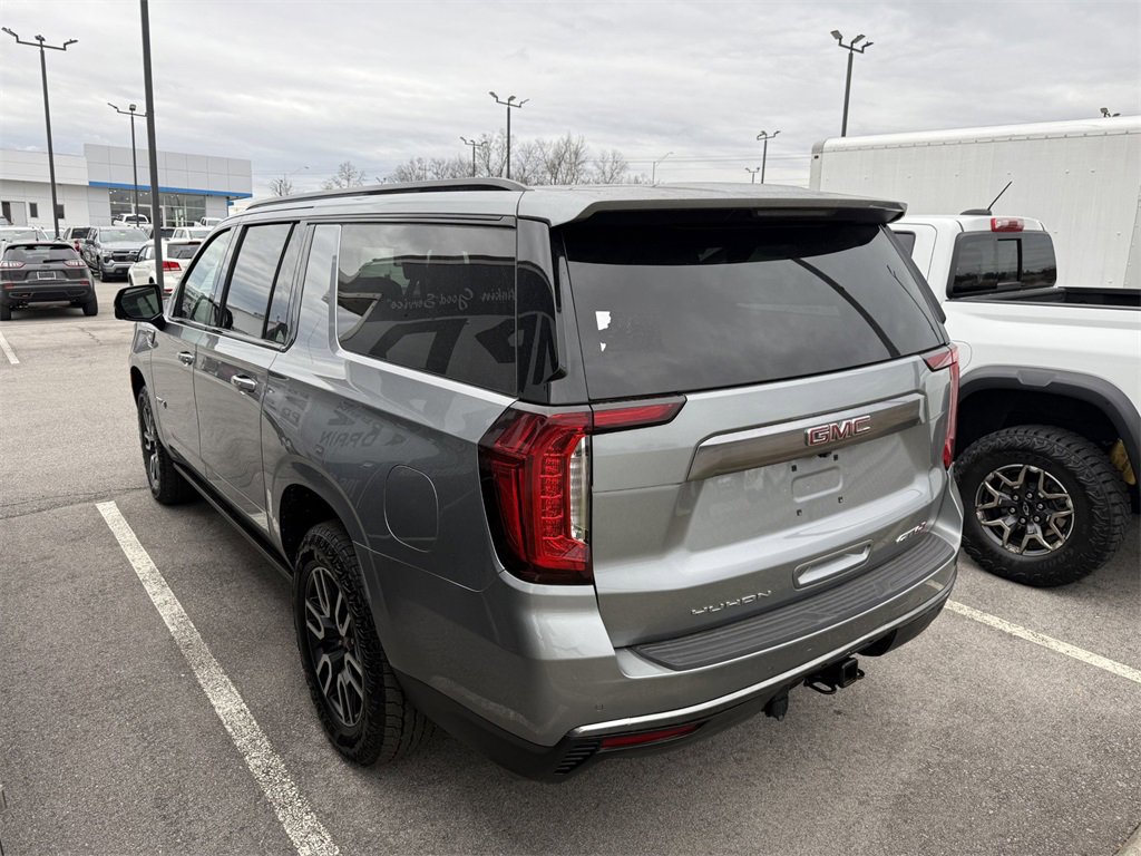 Used 2024 GMC Yukon XL AT4 w/ Technology Package image 4
