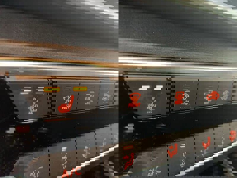 Used 2024 Nissan Altima 2.5 SR w/ SR Premium Package image 7