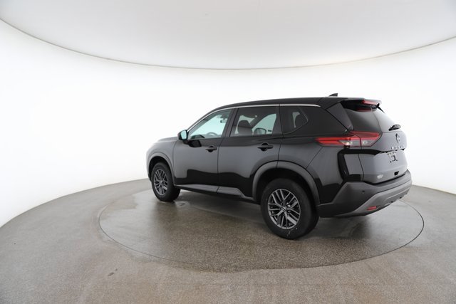Used 2023 Nissan Rogue S image 10