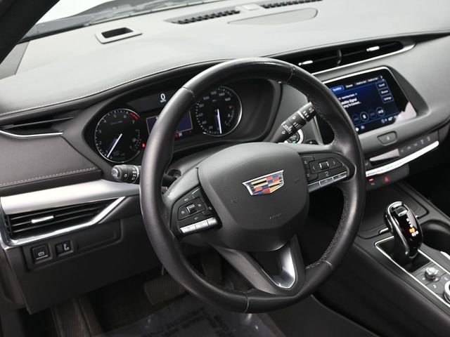 Used 2022 Cadillac XT4 Premium Luxury w/ Safety Alert Package image 23