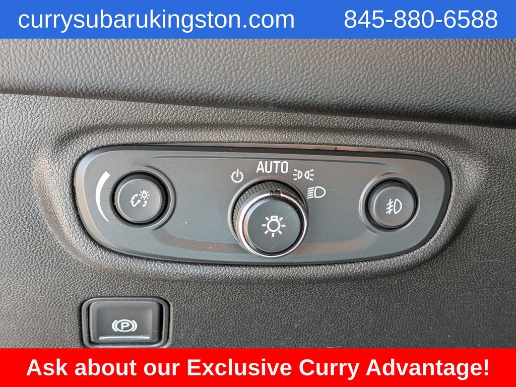 Used 2021 GMC Terrain SLT w/ Infotainment Package II AWD/4WD image 28