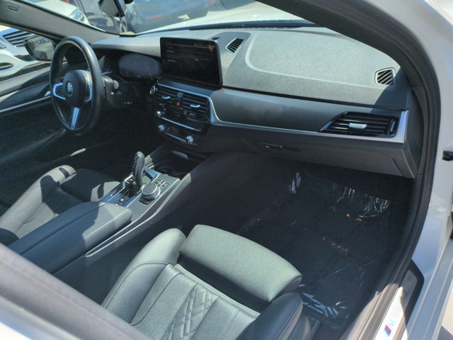 Used 2022 BMW 540i w/ M Sport Package RWD image 23