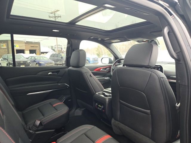 Used 2025 Chevrolet Traverse RS w/ LPO, Floor Liner Package image 55