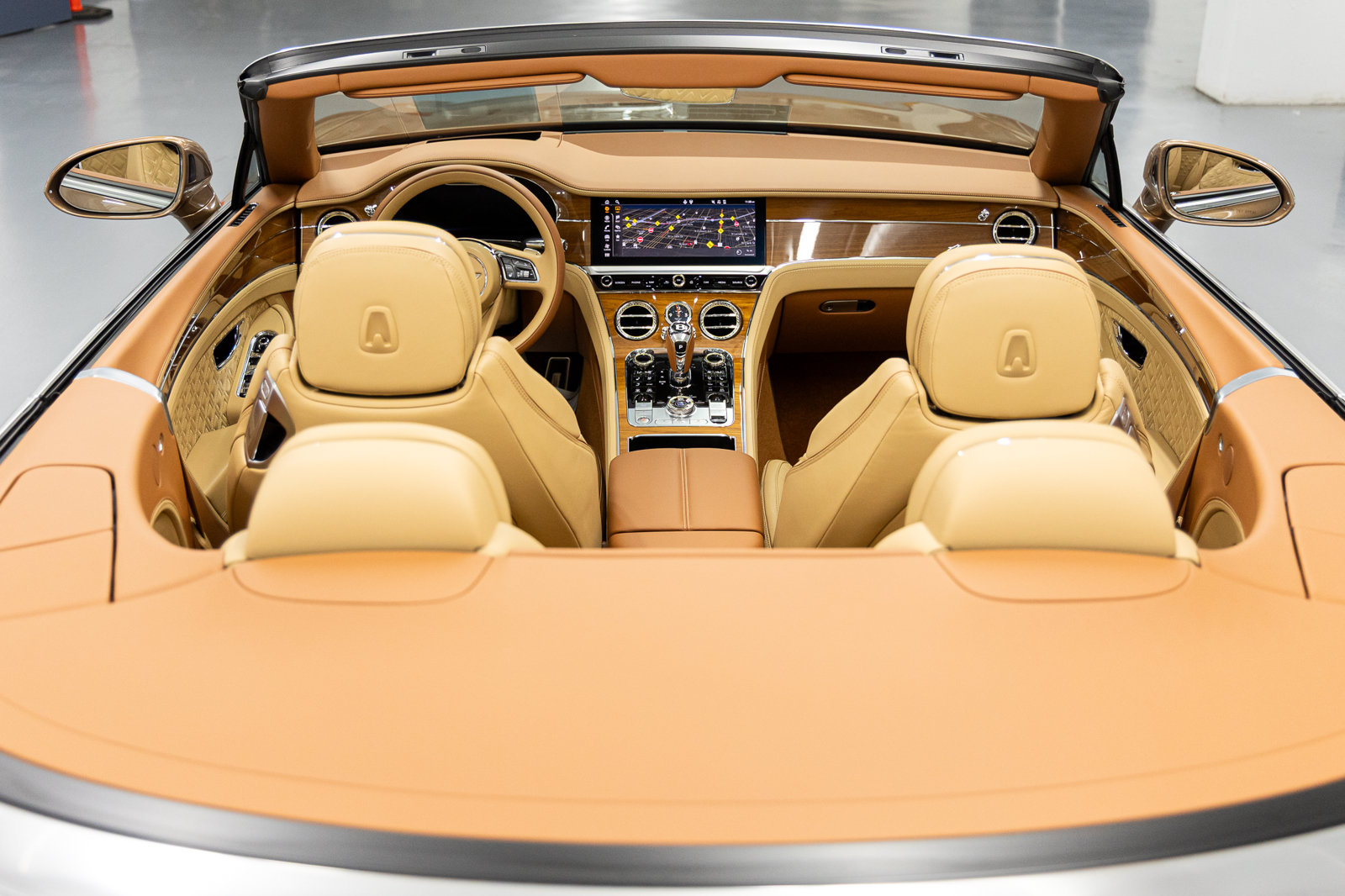 Used 2023 Bentley Continental GT Azure AWD/4WD image 27
