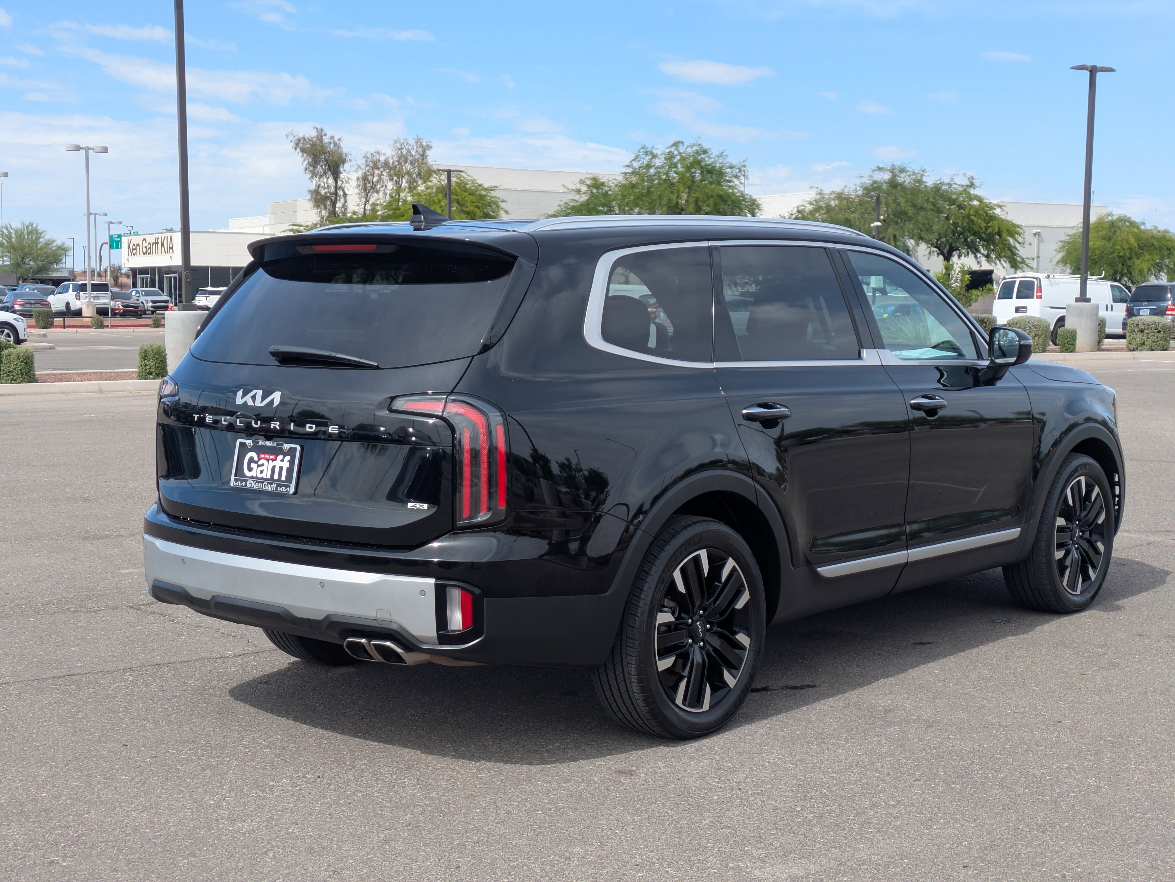Used 2023 Kia Telluride SX Prestige AWD/4WD image 5