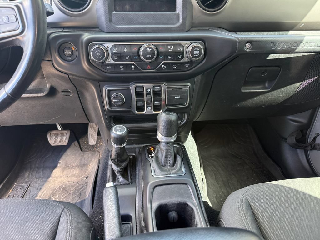Used 2020 Jeep Wrangler Unlimited Sport AWD/4WD image 11