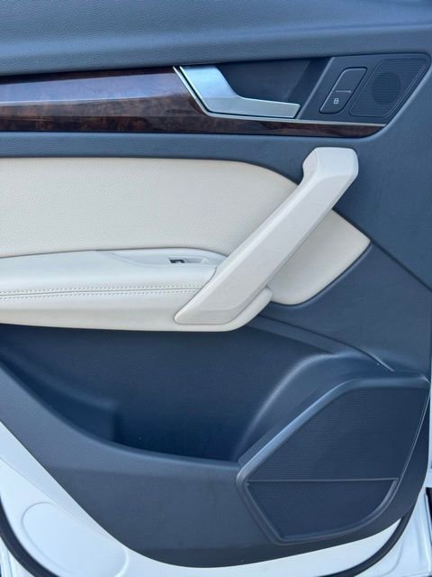 Used 2020 Audi Q5 2.0T Premium Plus image 28