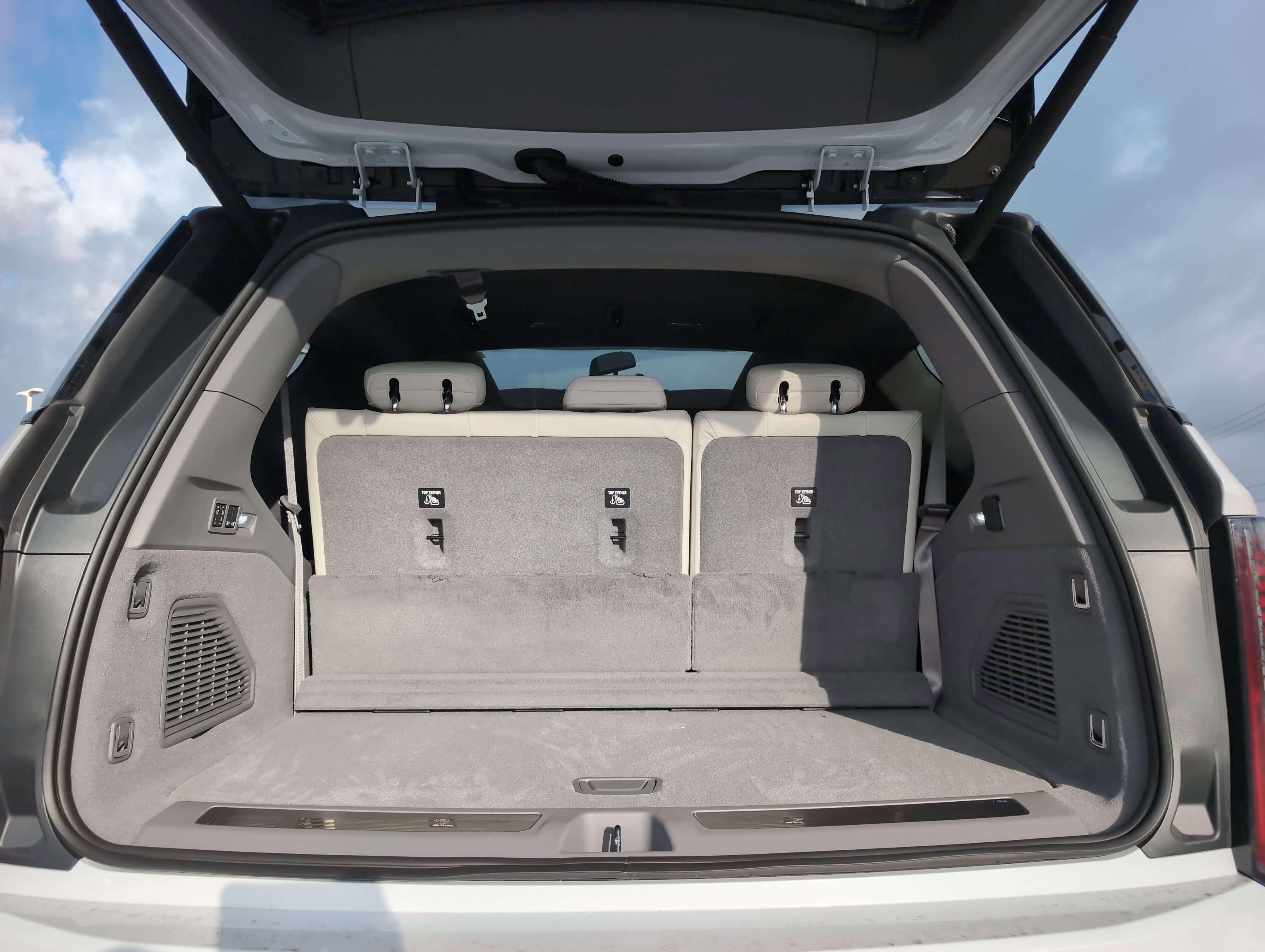 New 2026 Cadillac Escalade IQL Sport 1 image 29