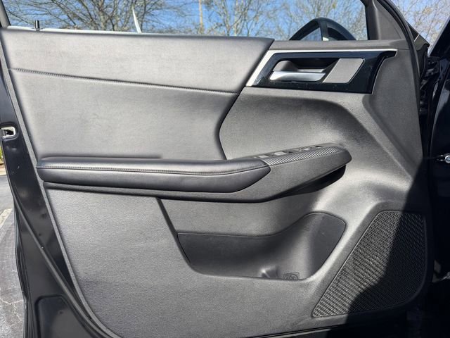 Used 2023 Mitsubishi Outlander SE image 9