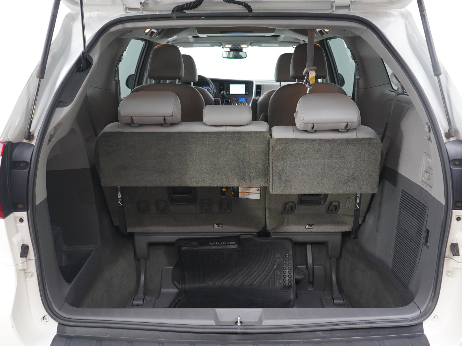 Used 2019 Toyota Sienna XLE Premium AWD/4WD image 19