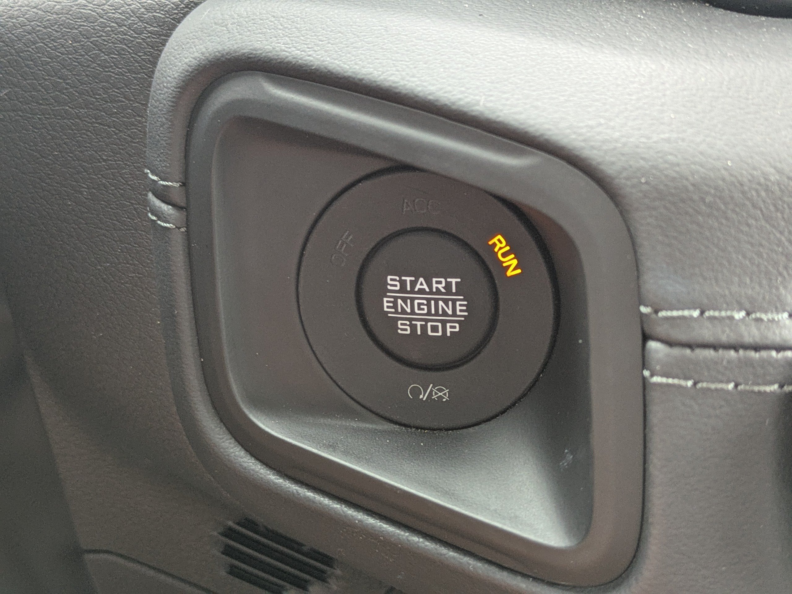 Used 2026 Jeep Wrangler Unlimited Sahara AWD/4WD image 24