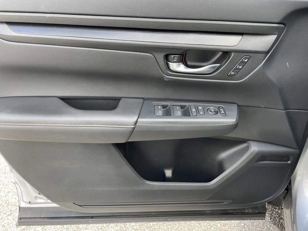 Used 2025 Honda CR-V Sport-L image 18