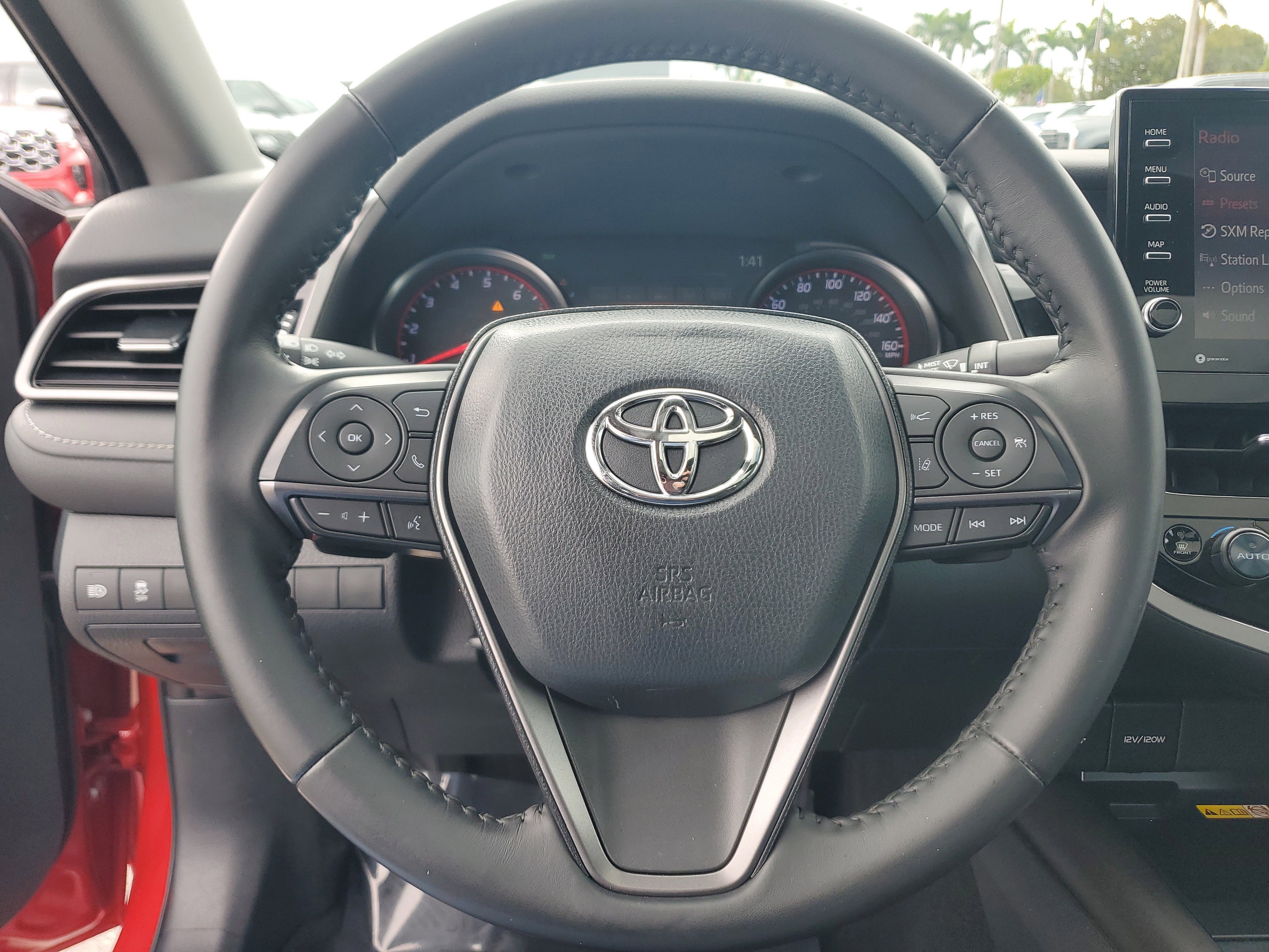 Used 2022 Toyota Camry XSE image 19