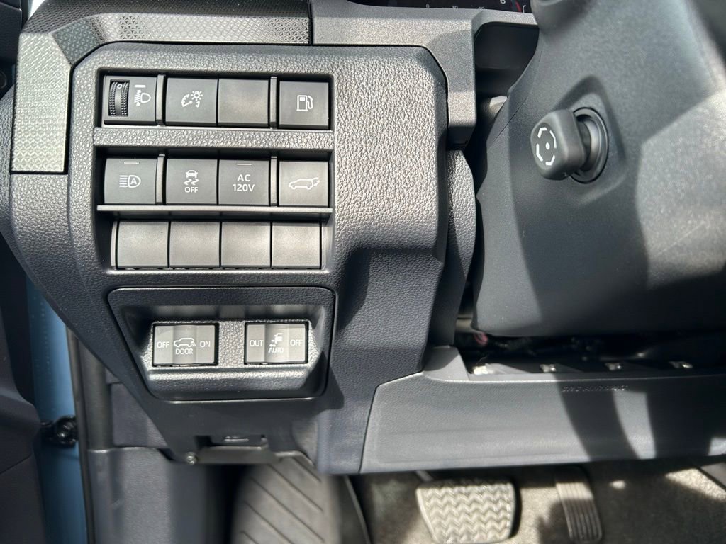 Used 2025 Toyota 4Runner Limited w/ Tow Technology Package image 19