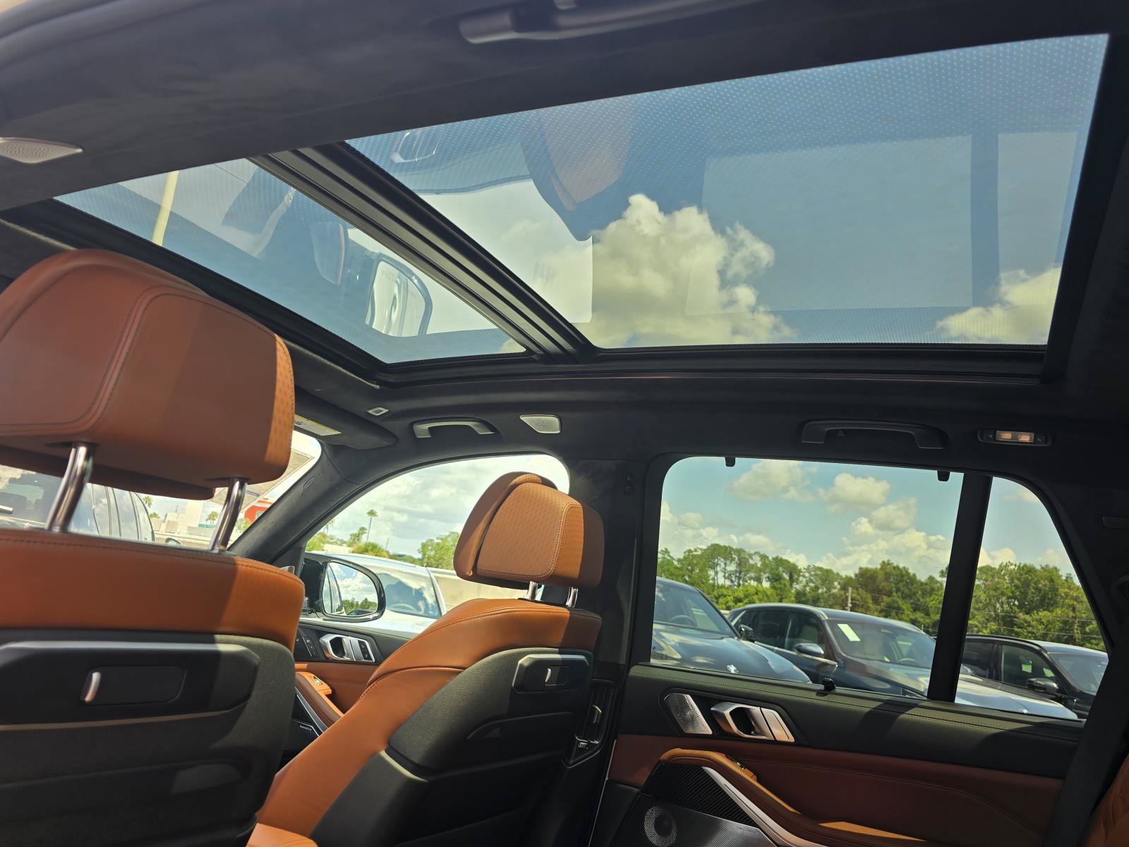 New 2026 BMW X5 M60i AWD/4WD image 25