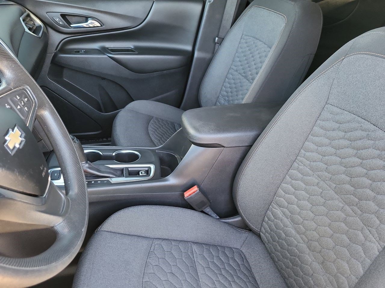 Used 2021 Chevrolet Equinox LT image 22