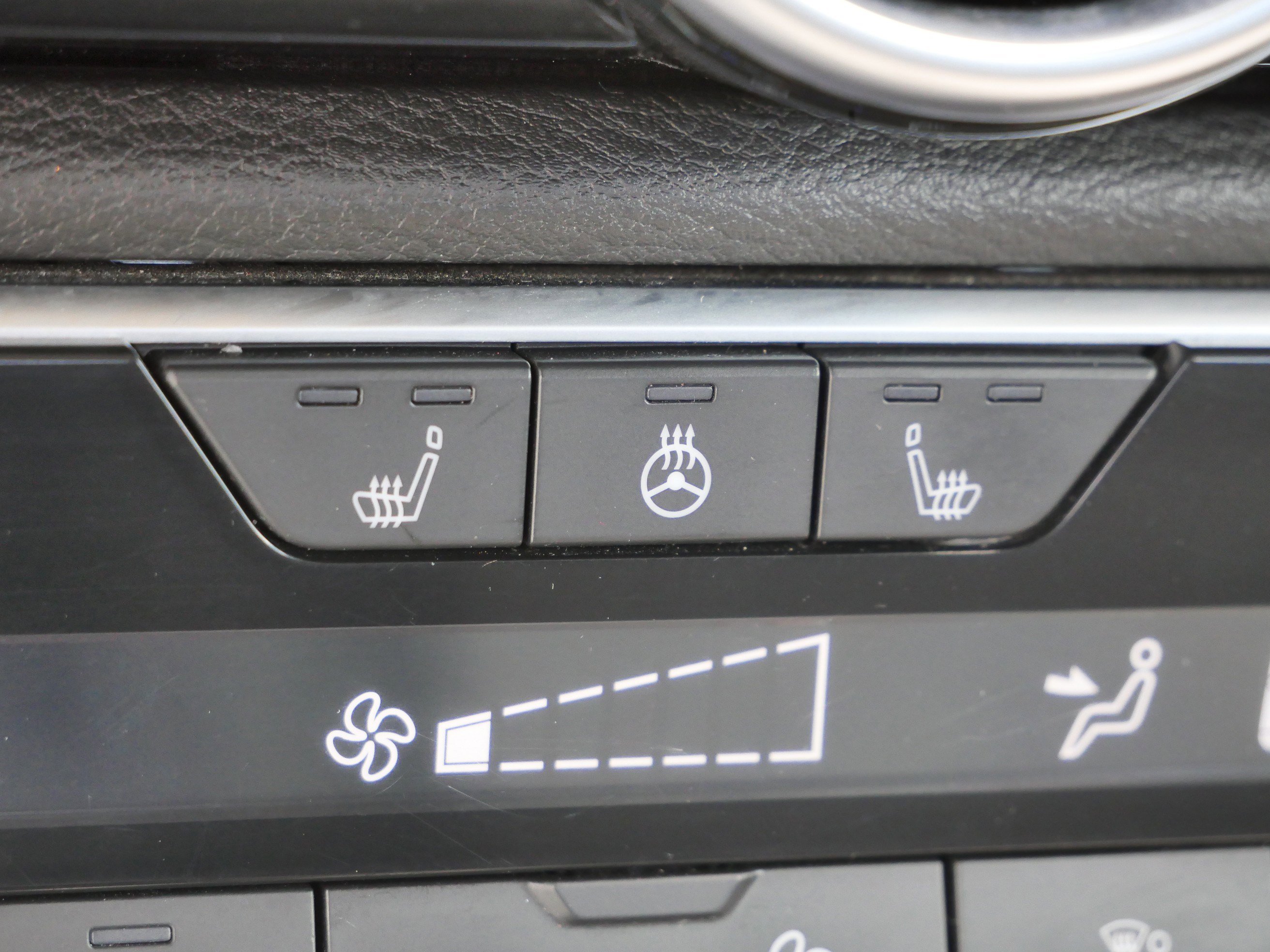 Used 2024 Nissan Sentra SV w/ All-Weather Package FWD image 29