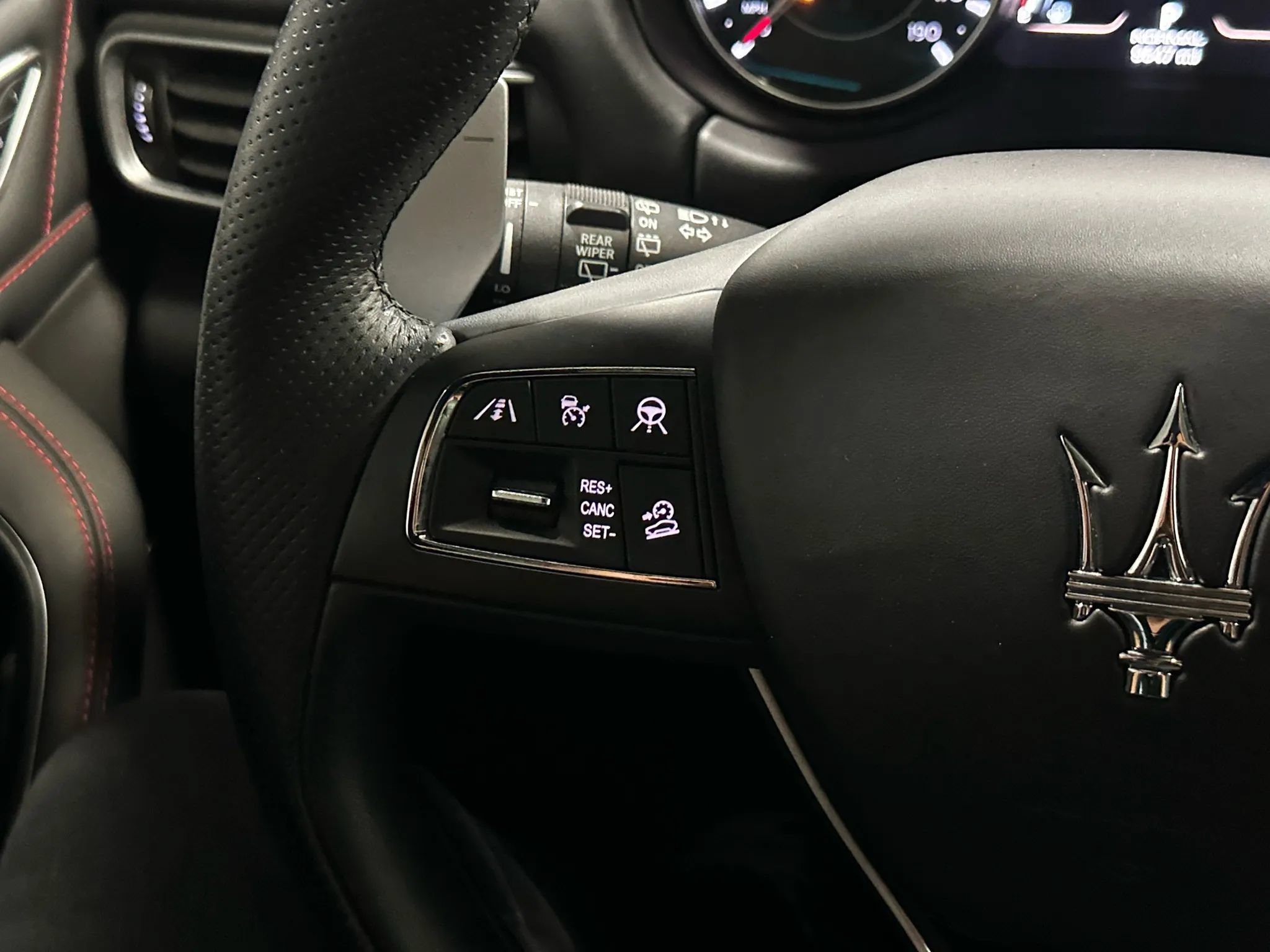 Used 2024 Maserati Levante GT Ultima AWD/4WD image 30