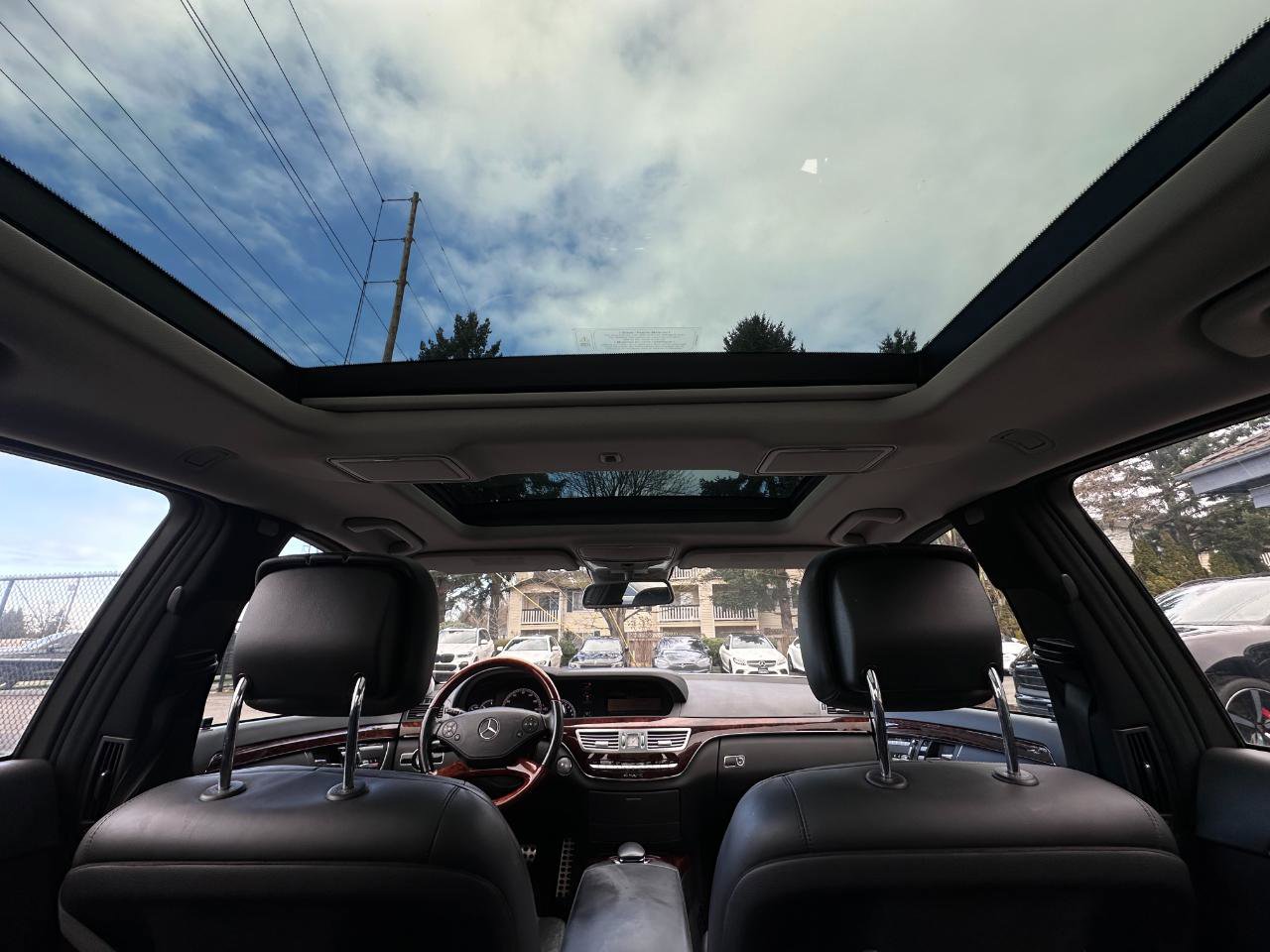 Used 2010 Mercedes-Benz S 550 4MATIC image 6