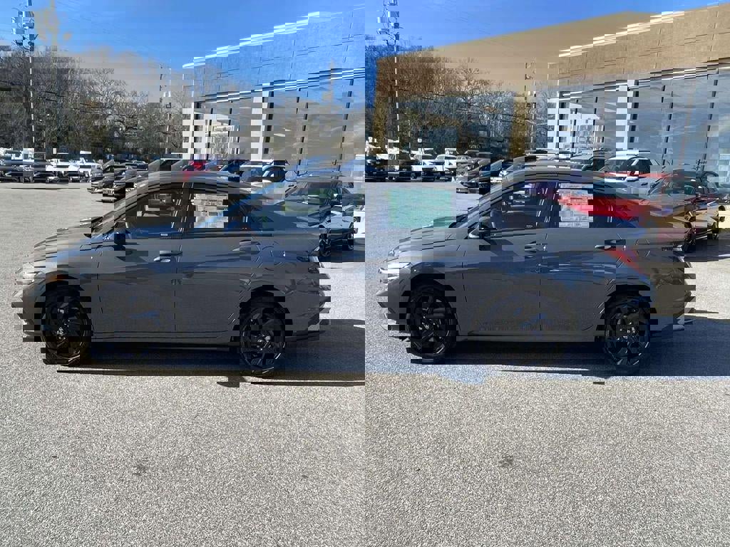 New 2026 Hyundai Elantra Sport image 37