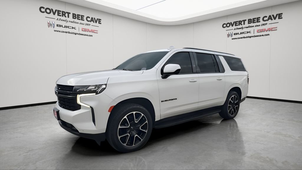 Used 2023 Chevrolet Suburban RST image 3