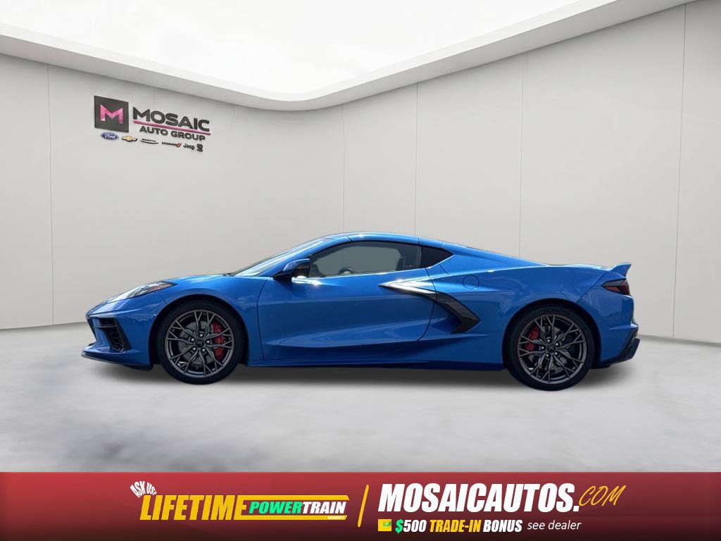 Used 2024 Chevrolet Corvette Stingray Preferred Cpe w/ Z51 Performance Package RWD image 2