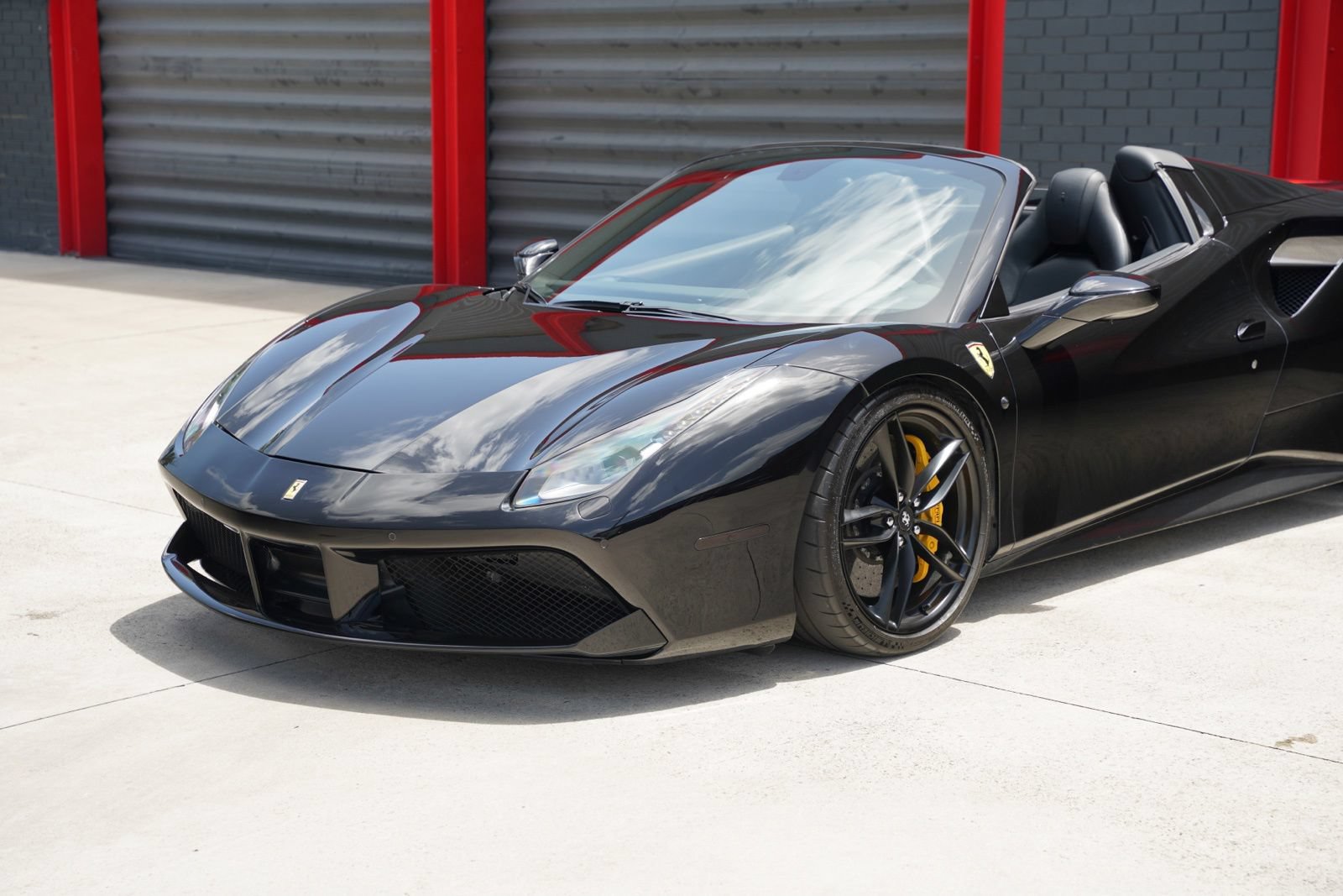 Used 2016 Ferrari 488 Spider RWD image 2