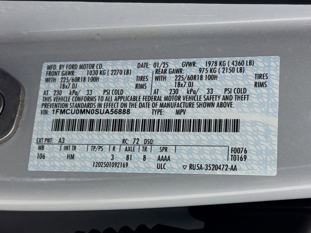 Used 2025 Ford Escape ST-Line image 28