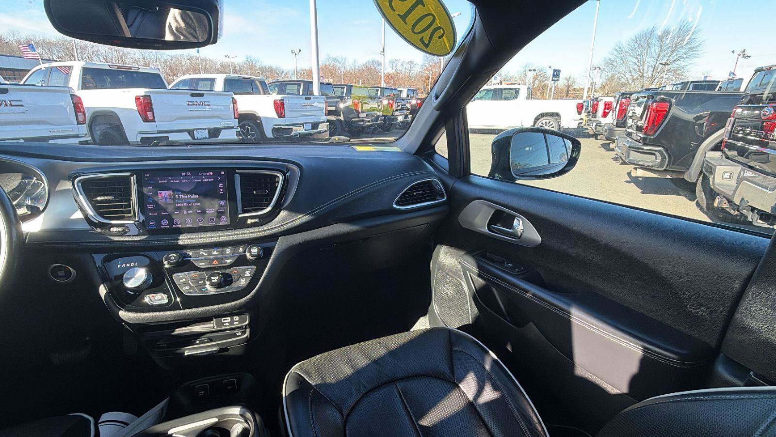 Used 2019 Chrysler Pacifica Limited w/ Advanced Safetytec Group image 26