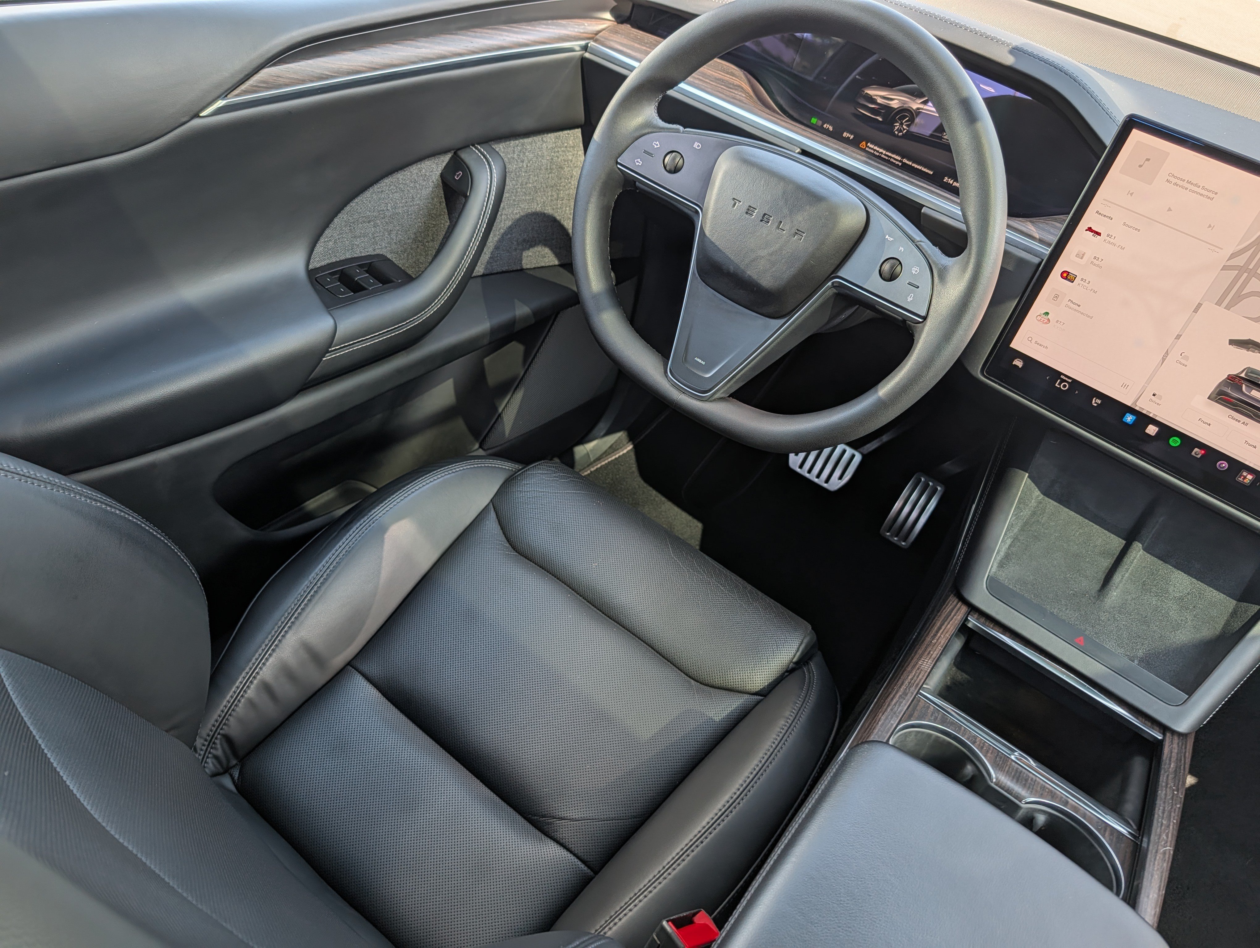 Used 2023 Tesla Model X AWD/4WD image 9