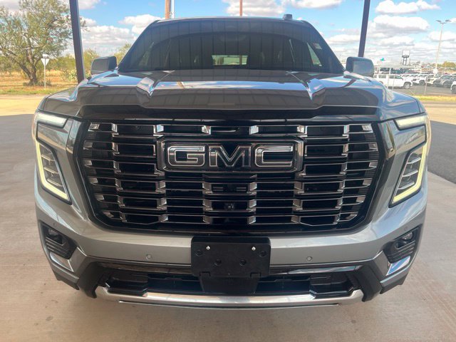 Used 2025 GMC Yukon Denali Ultimate w/ LPO, Floor Liner Package AWD/4WD image 2