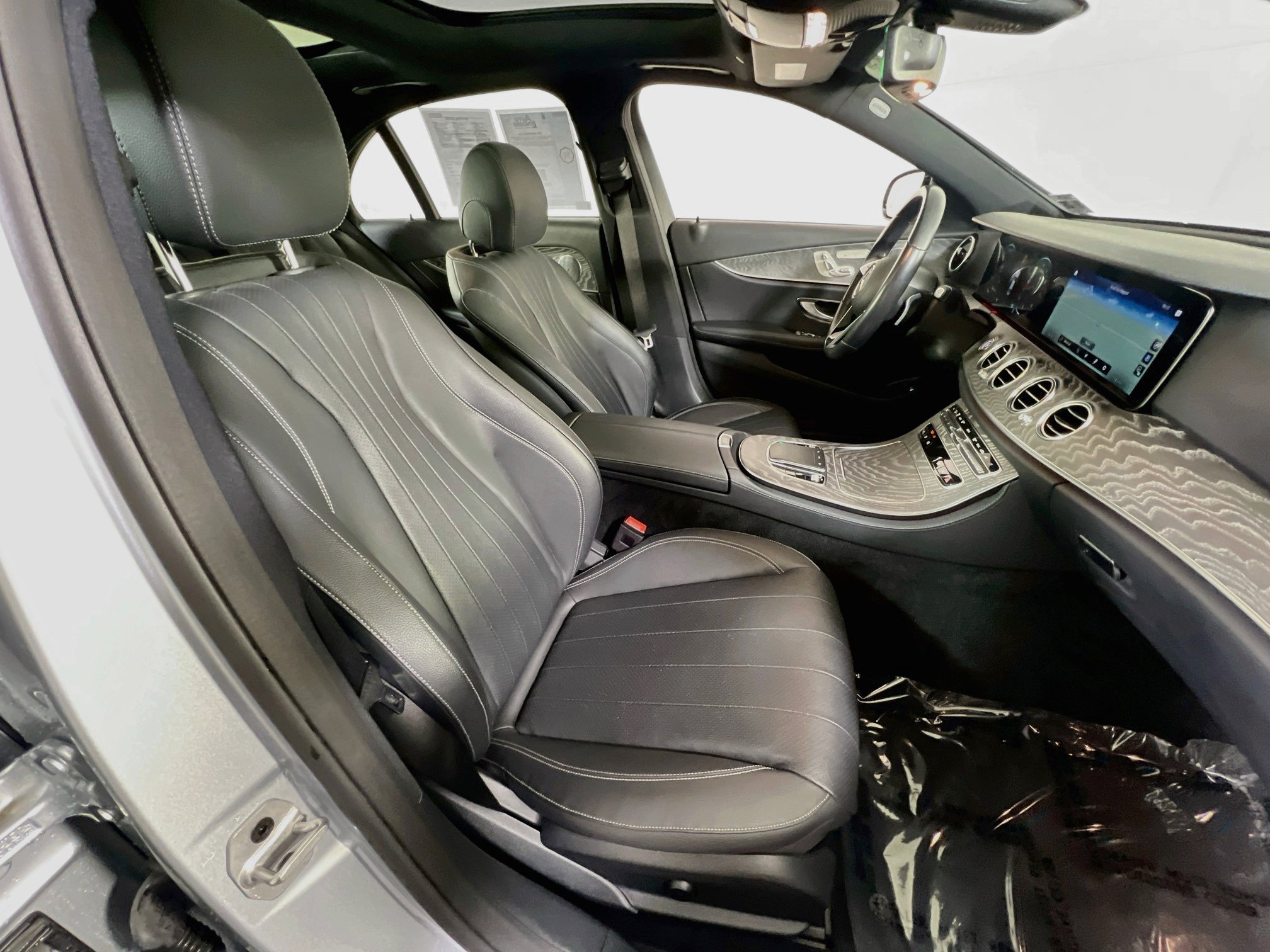 Used 2021 Mercedes-Benz E 350 4MATIC Sedan image 29