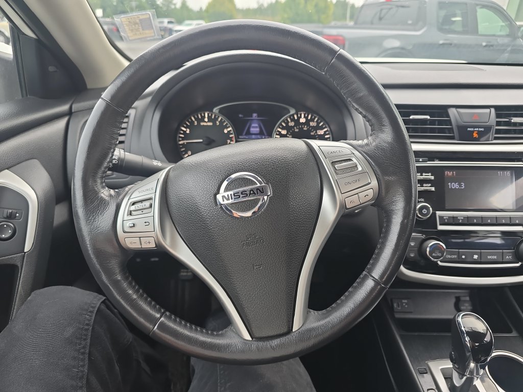 Used 2018 Nissan Altima 2.5 SV FWD image 13