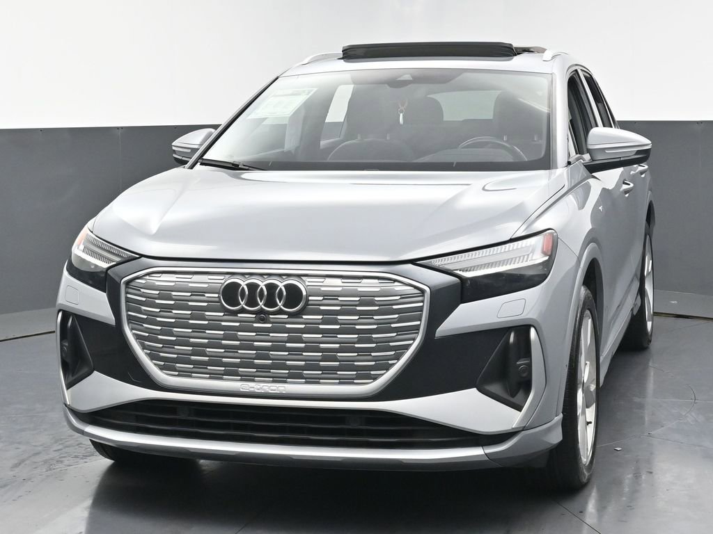 Used 2023 Audi Q4 e-tron Prestige w/ 20" Wheel Package image 7