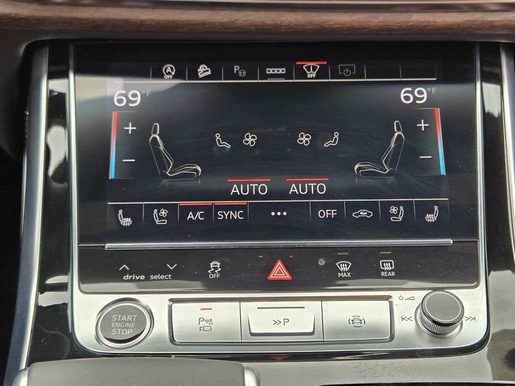 Certified 2025 Audi Q8 Prestige image 23