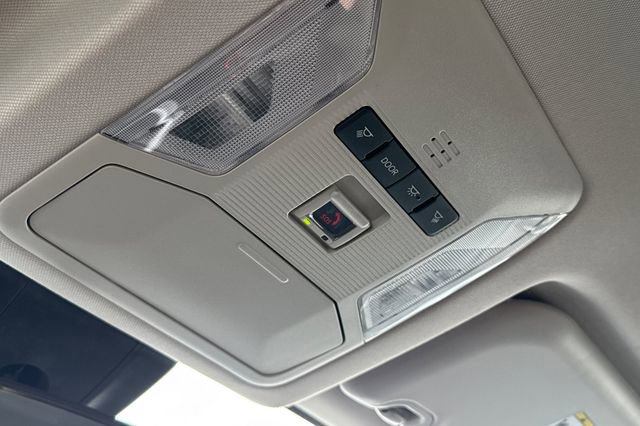 Used 2023 Toyota RAV4 LE image 23