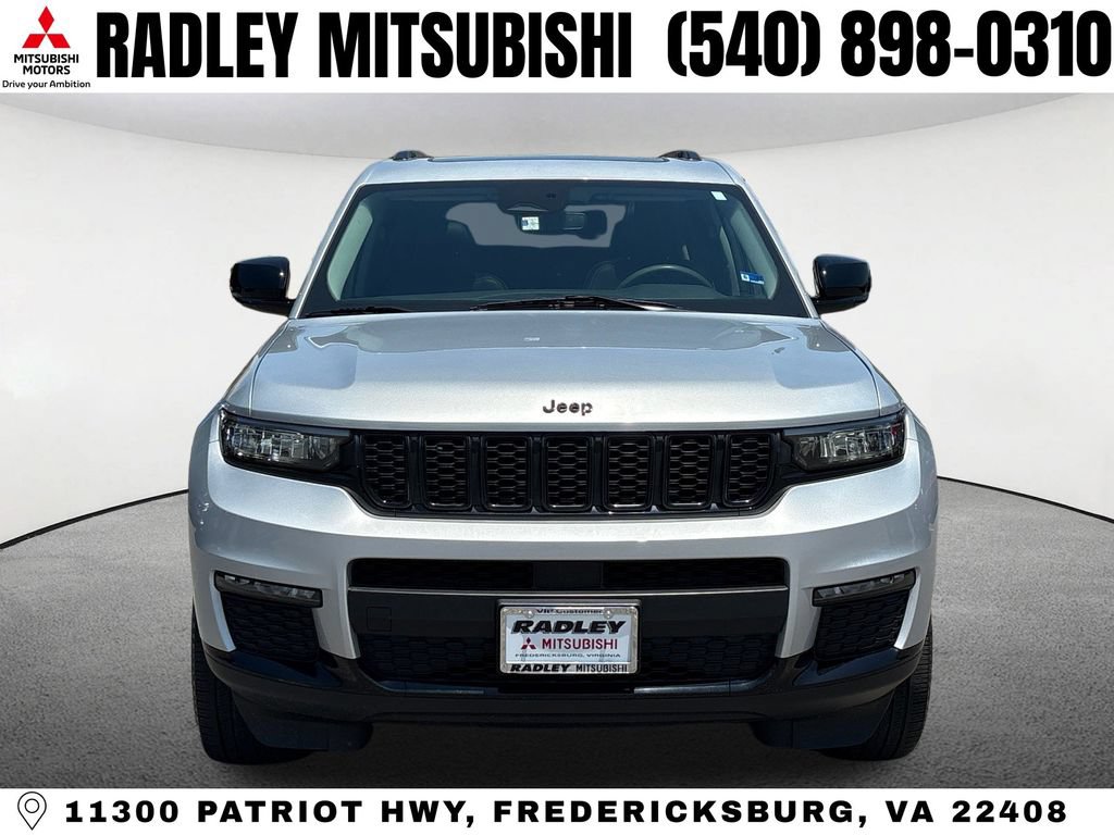 Used 2023 Jeep Grand Cherokee L Limited w/ Black Appearance Package AWD/4WD image 27