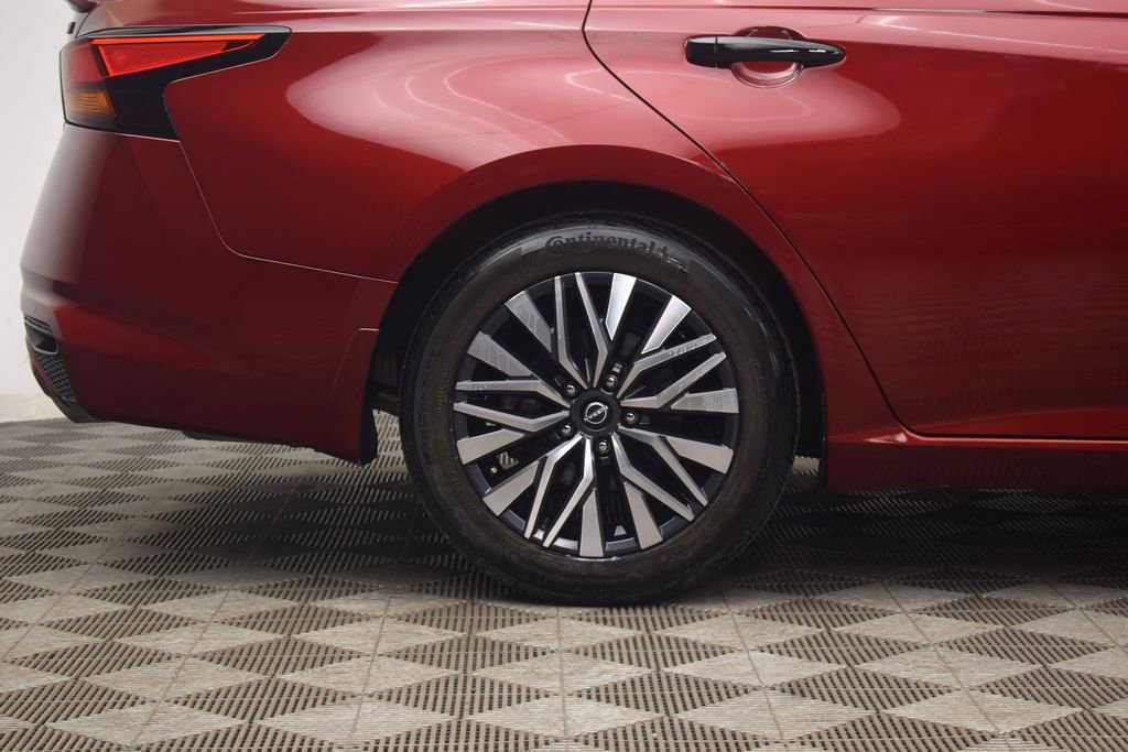 Used 2023 Nissan Altima 2.5 SV w/ SV Premium Package image 33