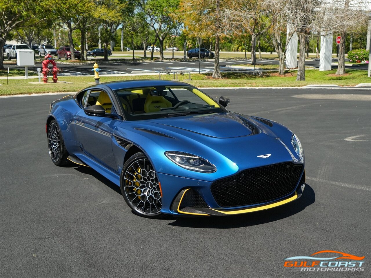 Used 2023 Aston Martin DBS Coupe RWD image 79