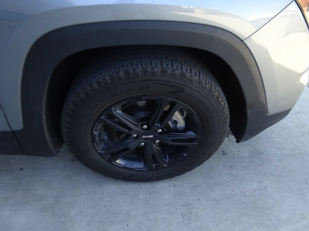 Certified 2023 GMC Terrain AT4 w/ Infotainment Package II AWD/4WD image 10